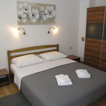 Apartments Mari With Terrace Baška Eksteriør billede
