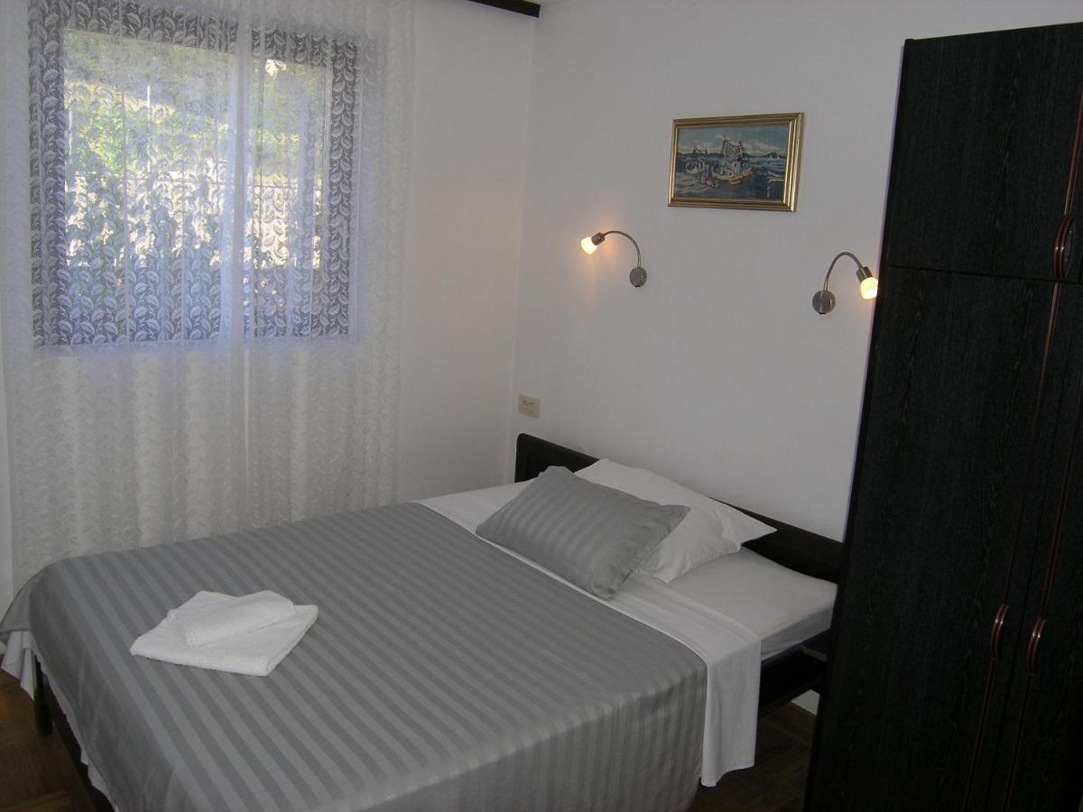 Apartments Mari With Terrace Baška Eksteriør billede